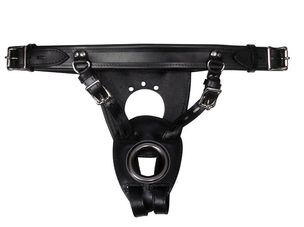 Tappo anale e cintura di castità per un lungo piacere