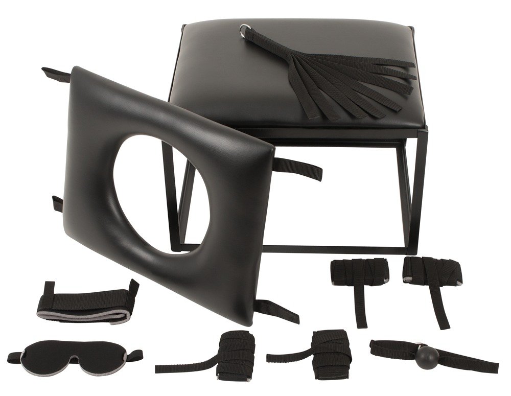 Multifunktionaler Sexhocker mit viel Zubehör Multifunktionaler Sexhocker mit viel Zubehör